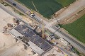 Futur pont routier au-dessus de la Ligne à Grande Vitesse Est-Européenne pont,béton,grue,chantier,LGV 